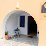 Aparthotel Cultural House Pýrgos