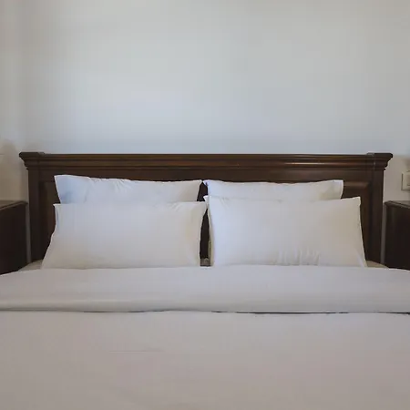 Lägenhetshotell Cultural House Pýrgos