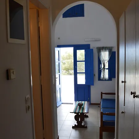 Cultural House Pýrgos