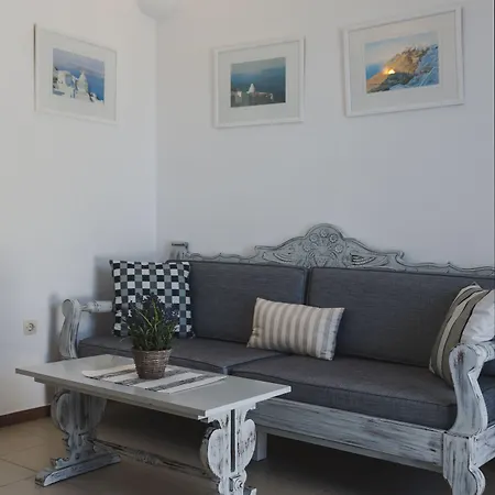 Cultural House Ξενοδοχείο με διαμερίσματα 3*