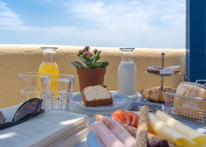 Cultural House Апарт-отель Пиргос