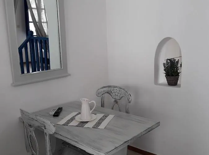 Cultural House 3* Пиргос