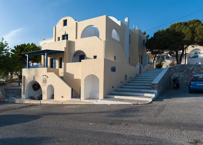 Cultural House Apartmanhotel Pírgosz