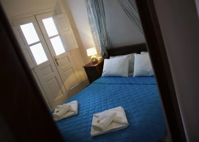 Cultural House Pýrgos